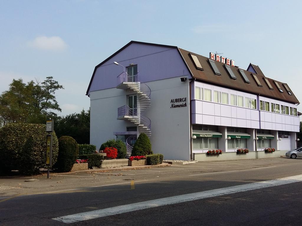 Hotel Restaurant Niemerich Pulversheim Buitenkant foto