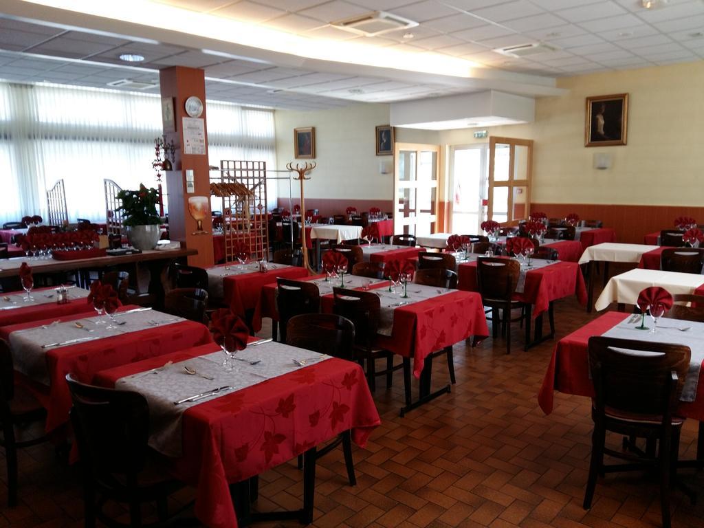 Hotel Restaurant Niemerich Pulversheim Buitenkant foto